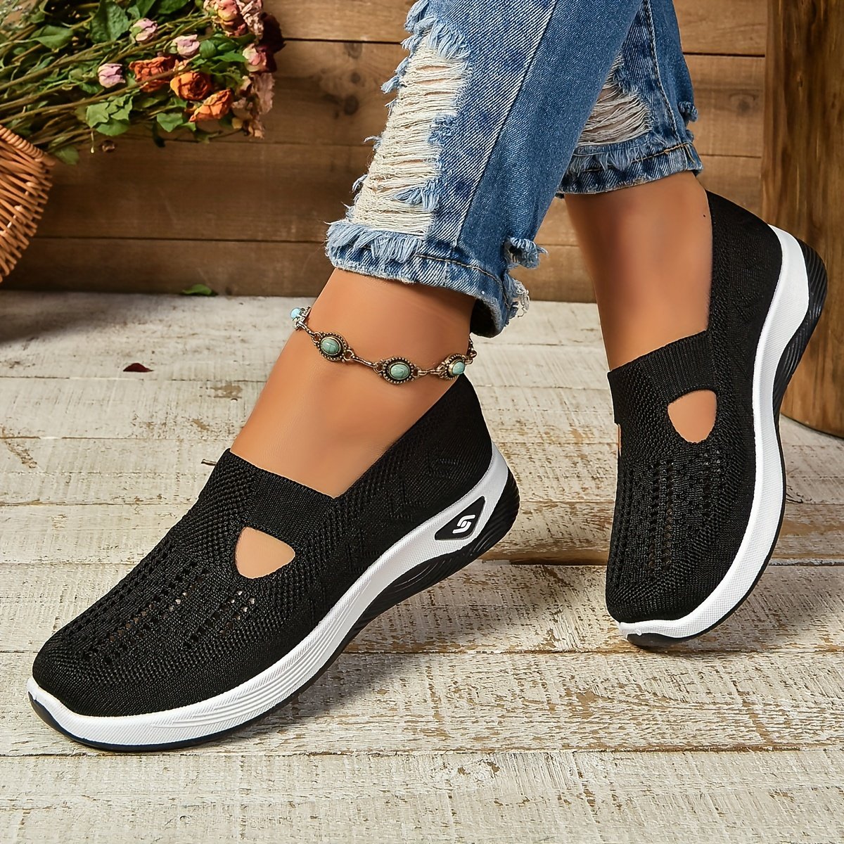 Women??s Cut-out Sneakers, Casual Breathable Slip On Walking Shoes, Lightweight Outdoor Flat Shoes - Image 3