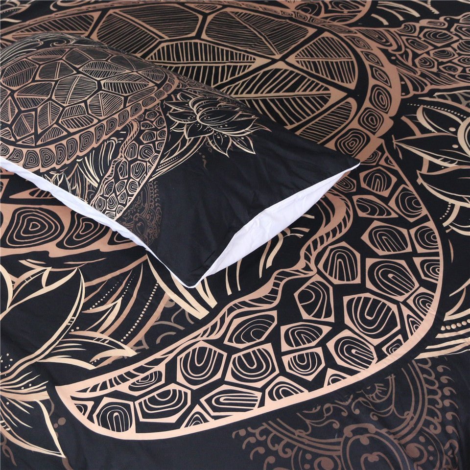 3-Piece Patterned Gold Sea Turtle Duvet Cover Set - Image 2