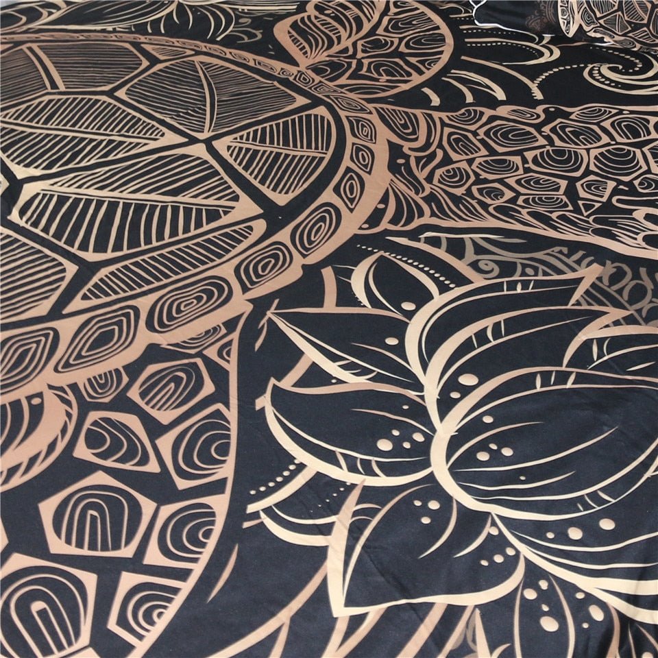 3-Piece Patterned Gold Sea Turtle Duvet Cover Set - Image 3